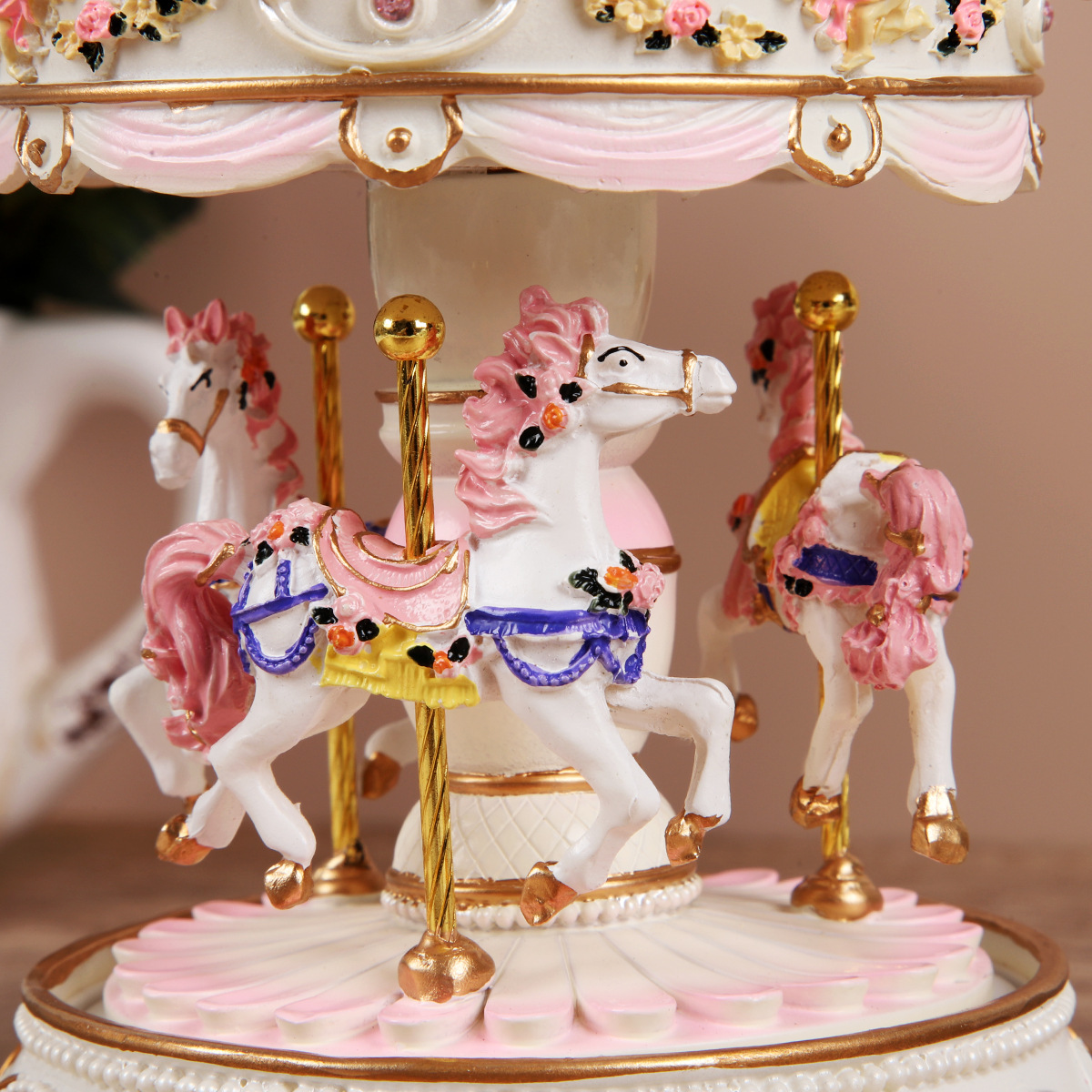 Luminous Carousel Music Box Mu – обзор и цена Snow Globe Musical